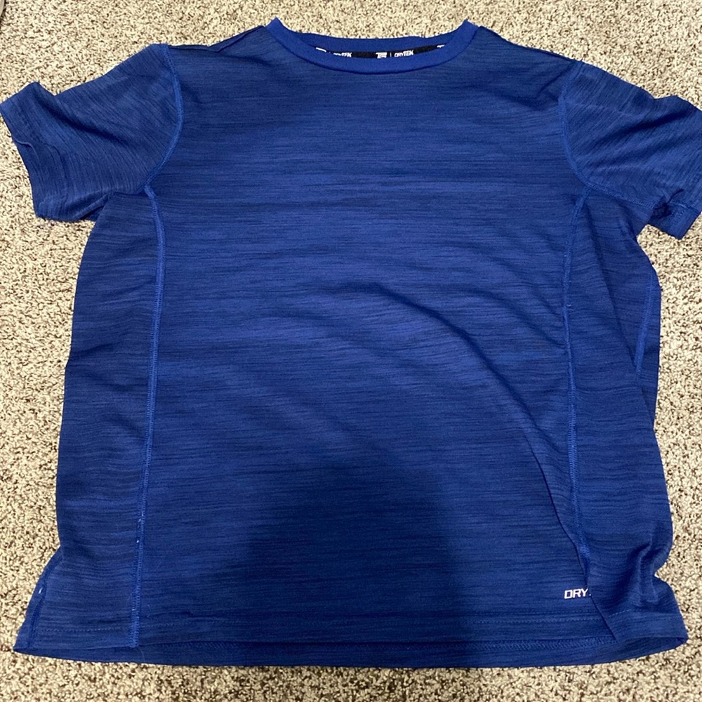 Dry tech t shirt